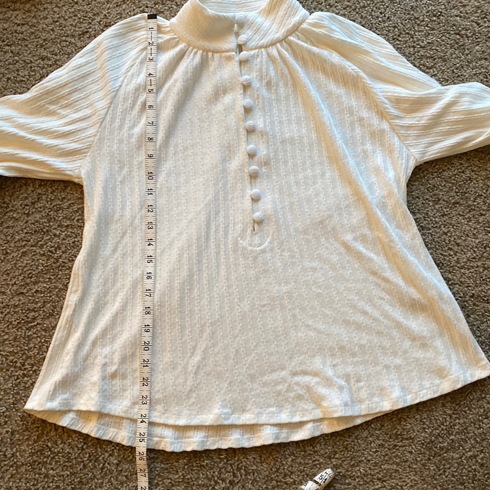 Vita Grace Palma Fine Gauge Sweater in Ivory White - Picture 15 of 15